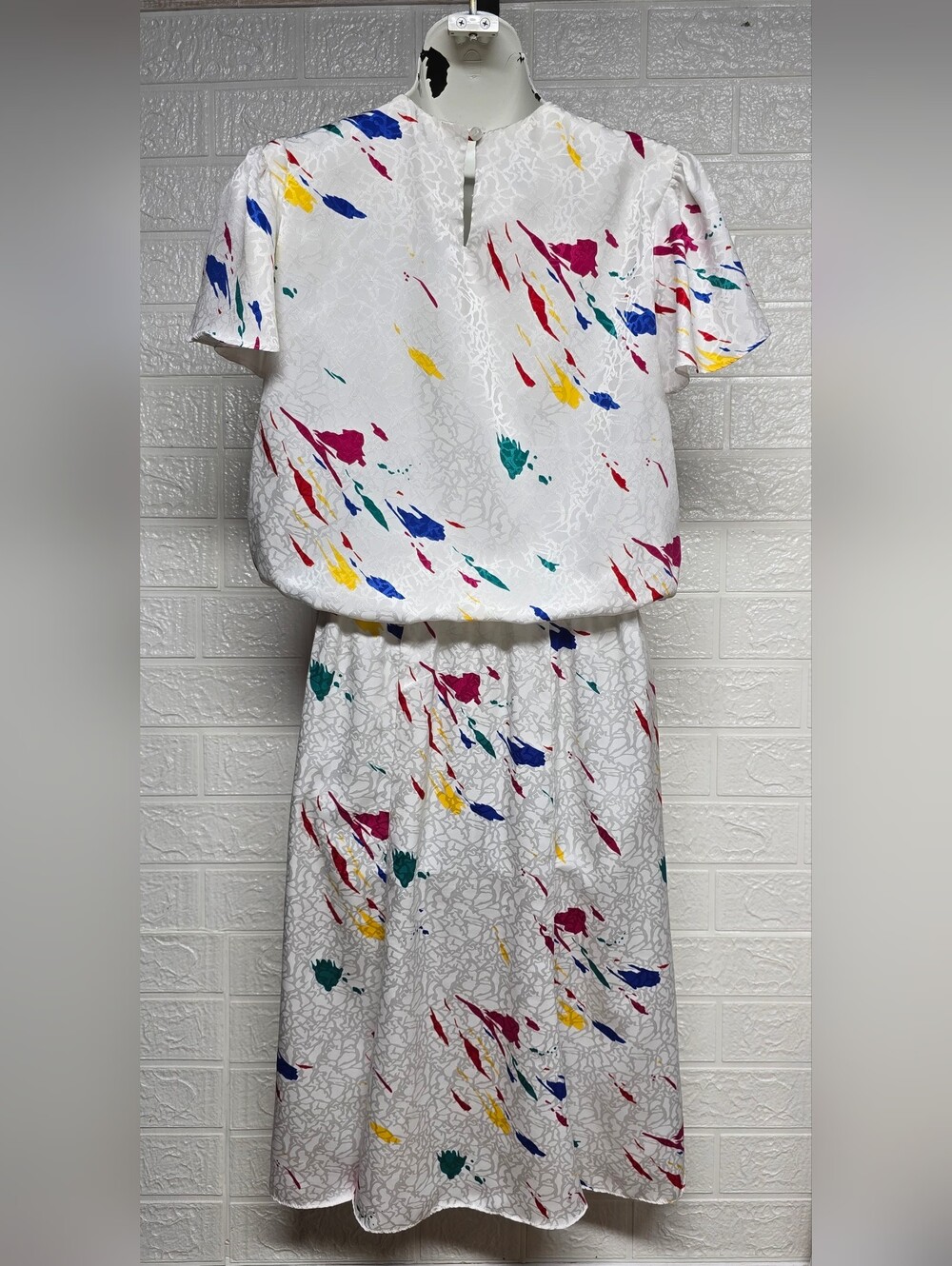 1980's White Midi Dress with Colorful Paint-Splatter Print,Sz 6P - Picture 8 of 8